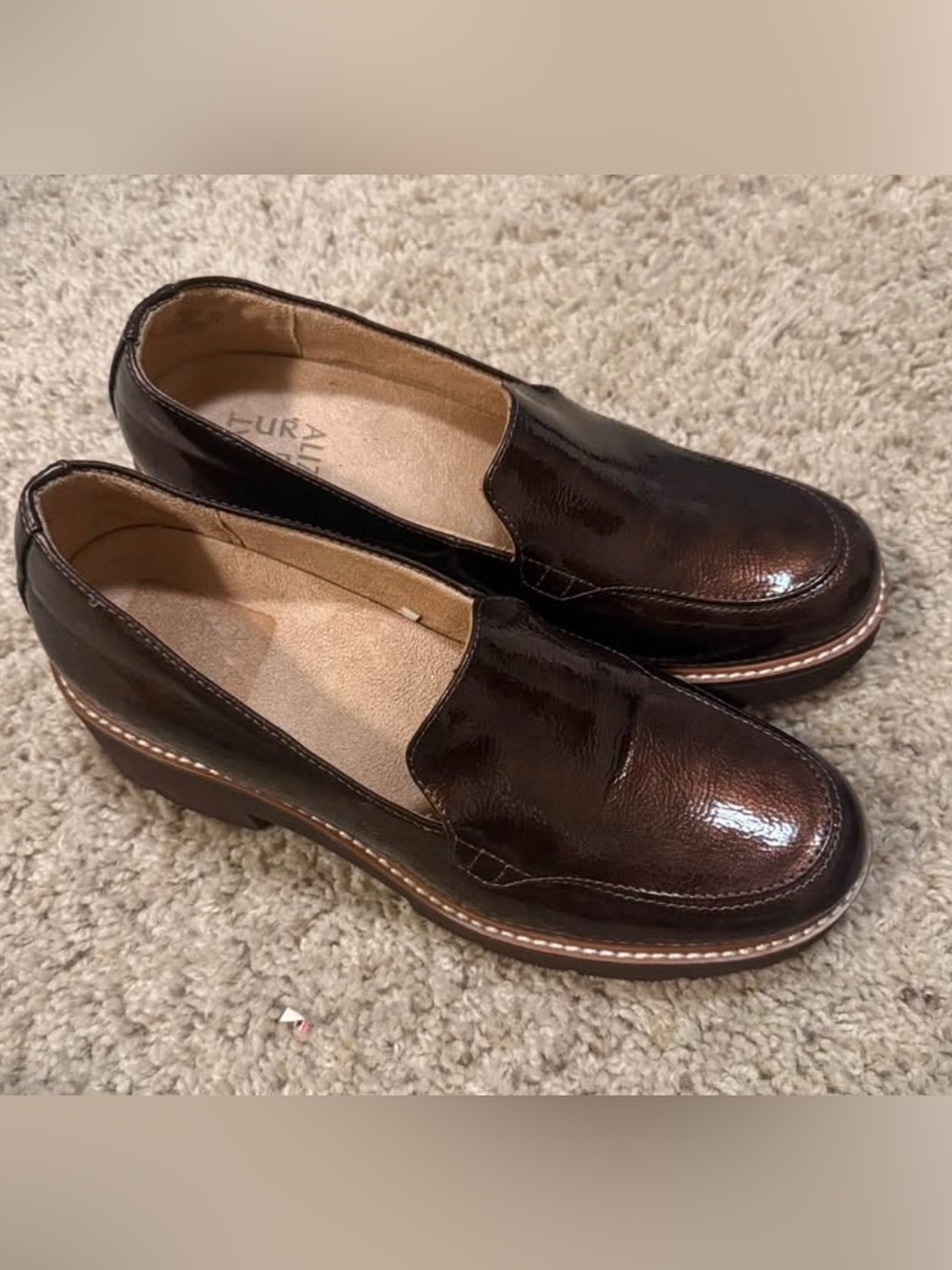 NWT Naturalizer loafers - size 7.5 shiny patent metallic leather work casual